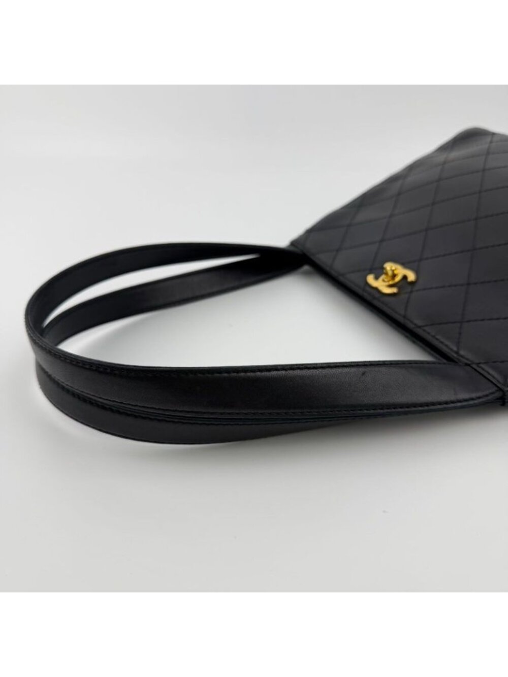 Chanel CC Logo Quilted Tote Black Leather No 5 Vintage - Picture 15 of 16